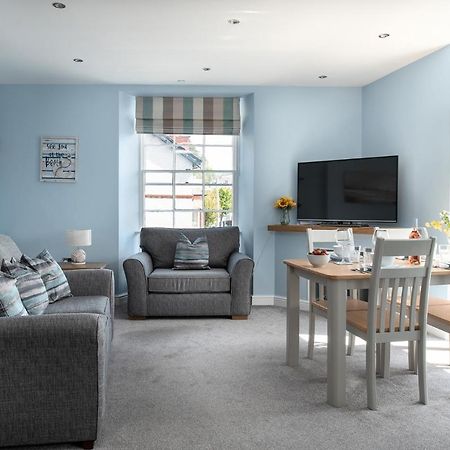 Abbey Road Boutique Holiday Apartment Llandudno Exteriör bild