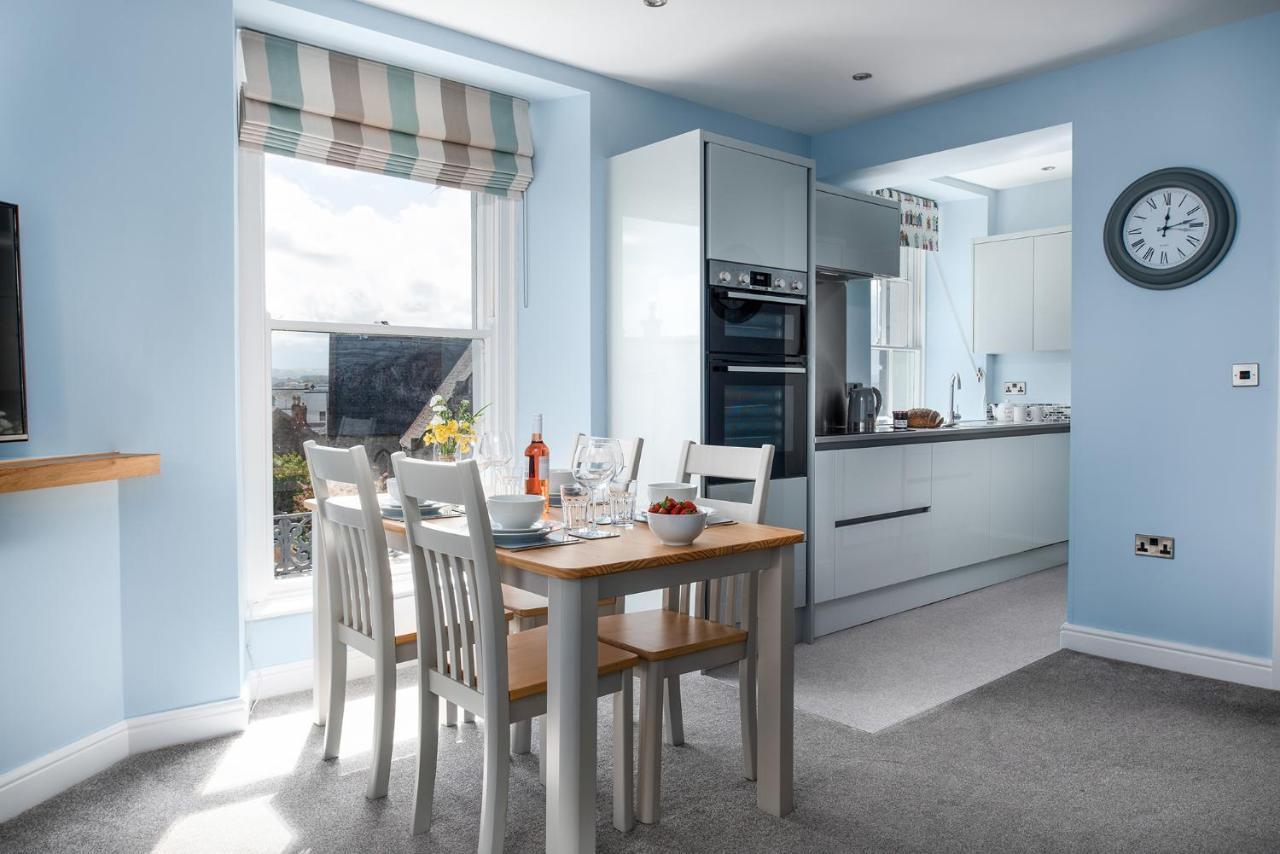 Abbey Road Boutique Holiday Apartment Llandudno Exteriör bild