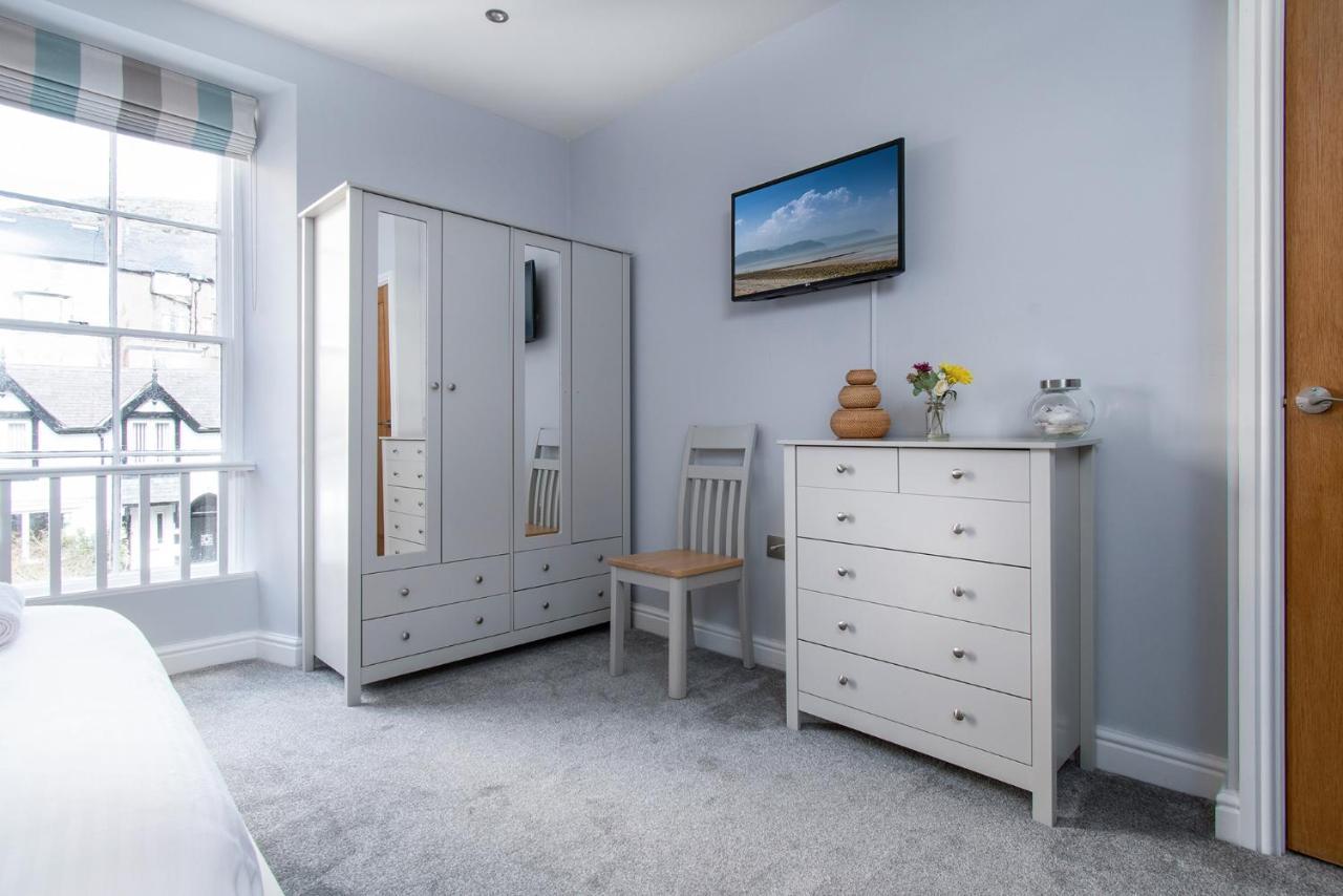 Abbey Road Boutique Holiday Apartment Llandudno Exteriör bild